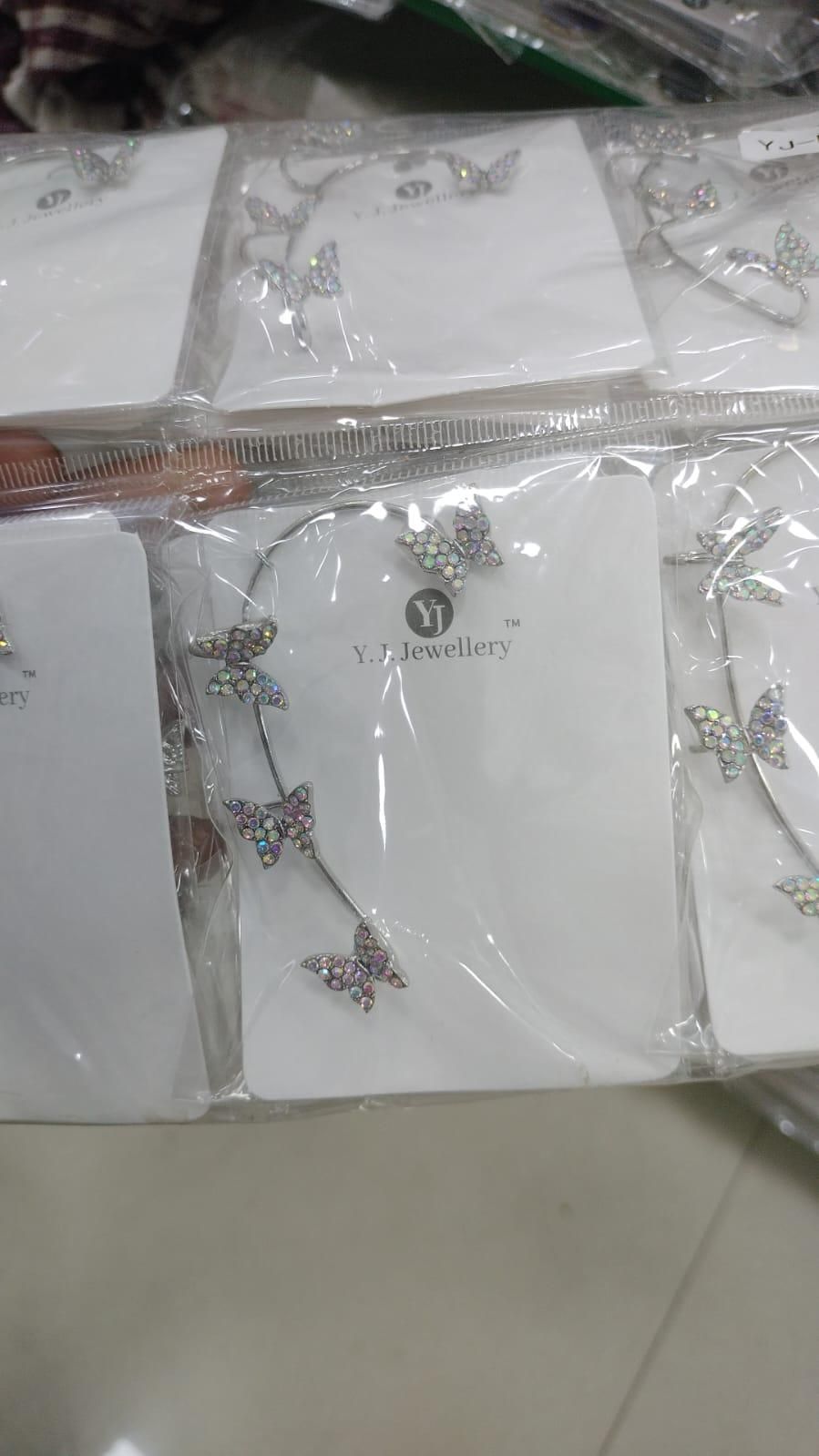 Stylish Silver-Plated Butterfly Ear Crawler Cuff Earrings