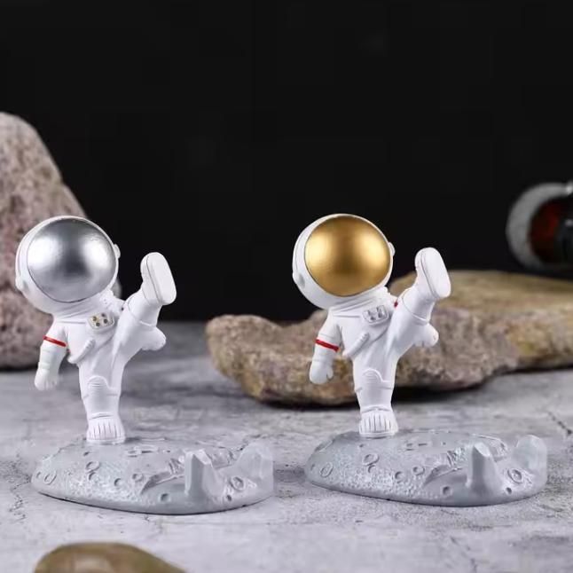 Nordic Style Astronaut Mobile Phone Stand Holder