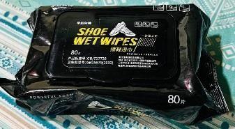 Sneaker & Shoe Cleaner Wipes – Natural Disposable Cleaning Wipes